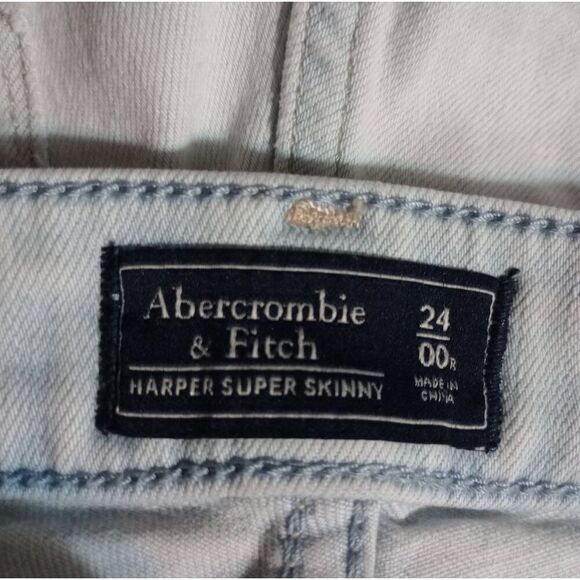 Abercrombie and Fitch Jeans Ladies 00 24 Light Wash Harper Super Skinny Distress - Picture 7 of 9